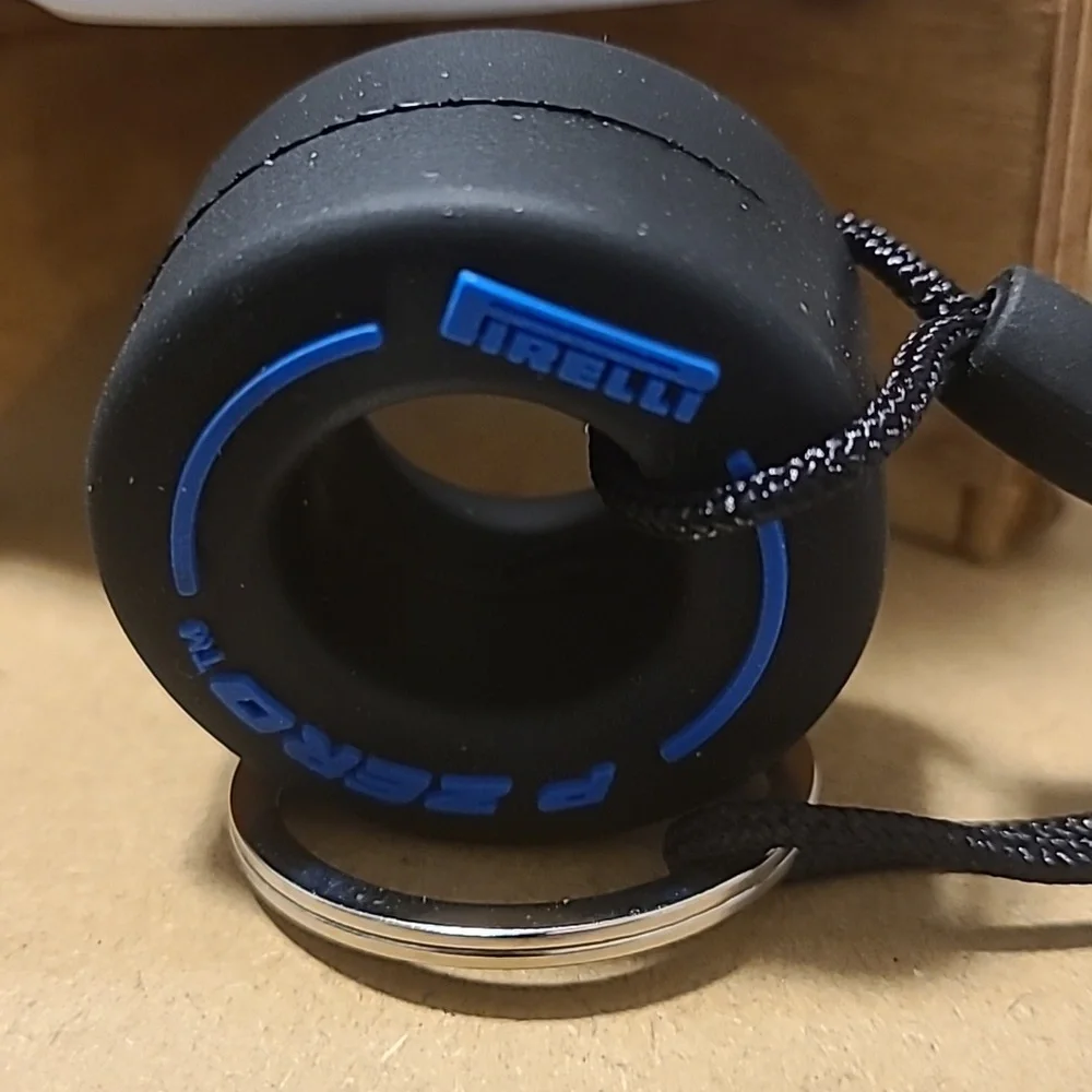 Unbranded Tire‎ Swing Keychain Blue Trim/Black Tire Unisex NWOT Auto Office Fun